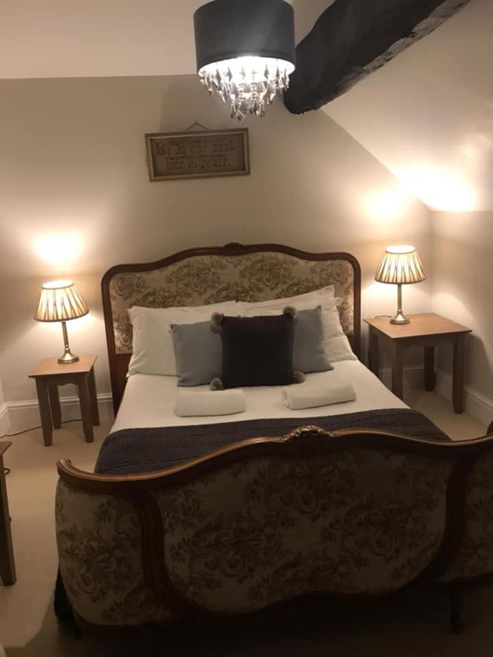 Bed and Breakfast Gratton Grange Farm Elton  Экстерьер фото
